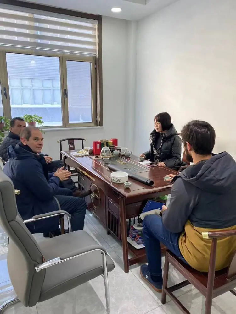 Customer Visit (2).jpg